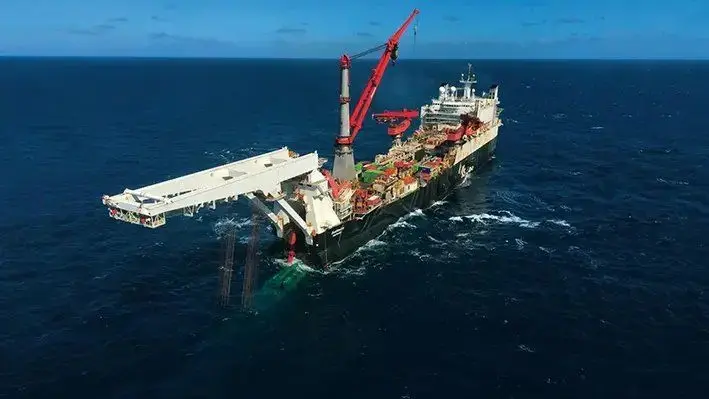 Image_of_Allseas_vessel 