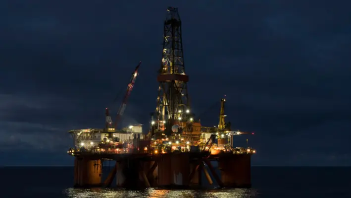 Offshore oil rig