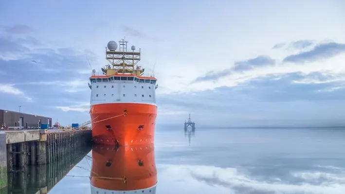 The session took place six months on from the 'rig vs riserless' discussion. (Image source: Adobe Stock)
