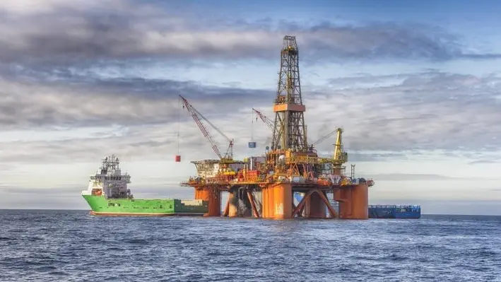 The tool must avoid dredging the seabed and not come in contact with any equipment. (Image credit: Adobe Stock)